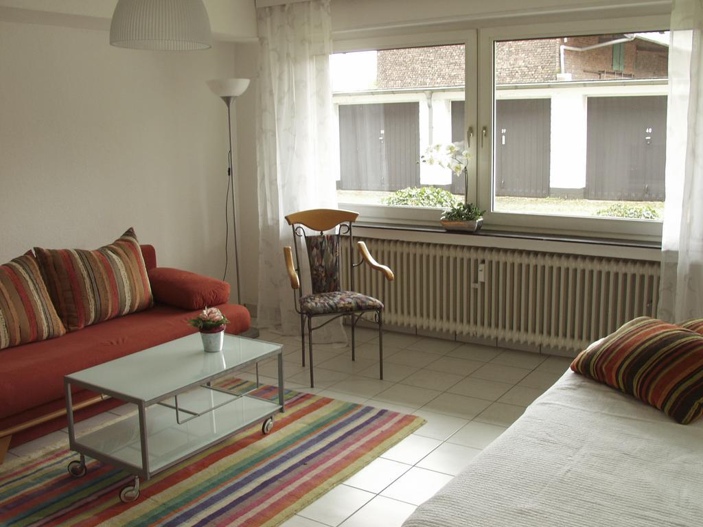 Big 1 Room Apartment - 15 Min Messe Dus ميربش المظهر الخارجي الصورة